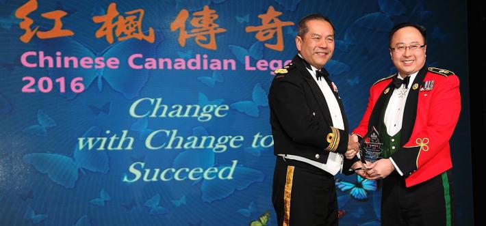 image of jim lai receiving award